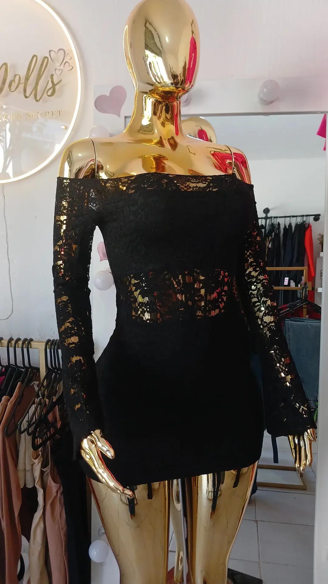 Vestido encaje transparente